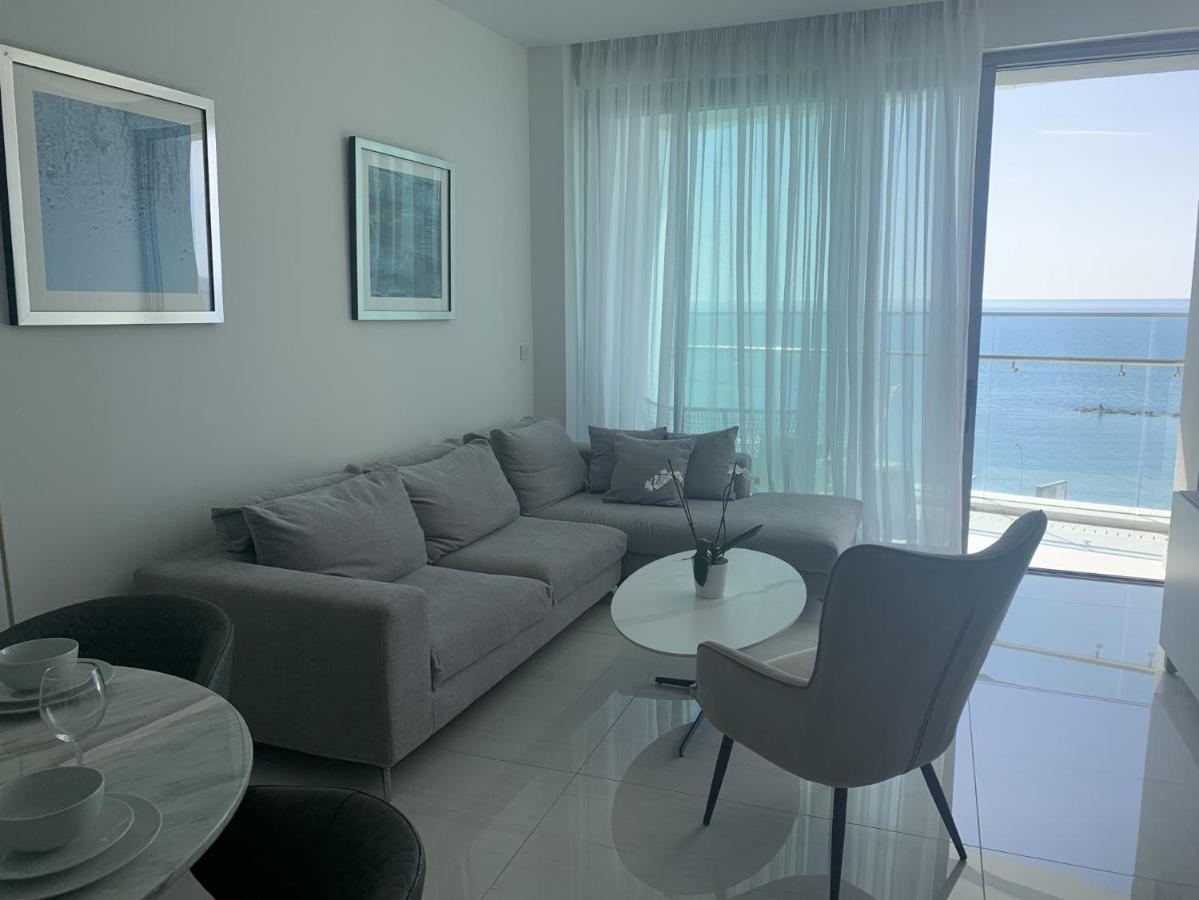 Del Mar Beachfront Boutique Residence Лімасол Екстер'єр фото