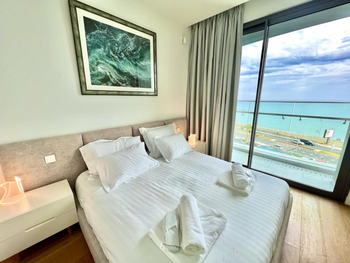 Del Mar Beachfront Boutique Residence Лімасол Екстер'єр фото